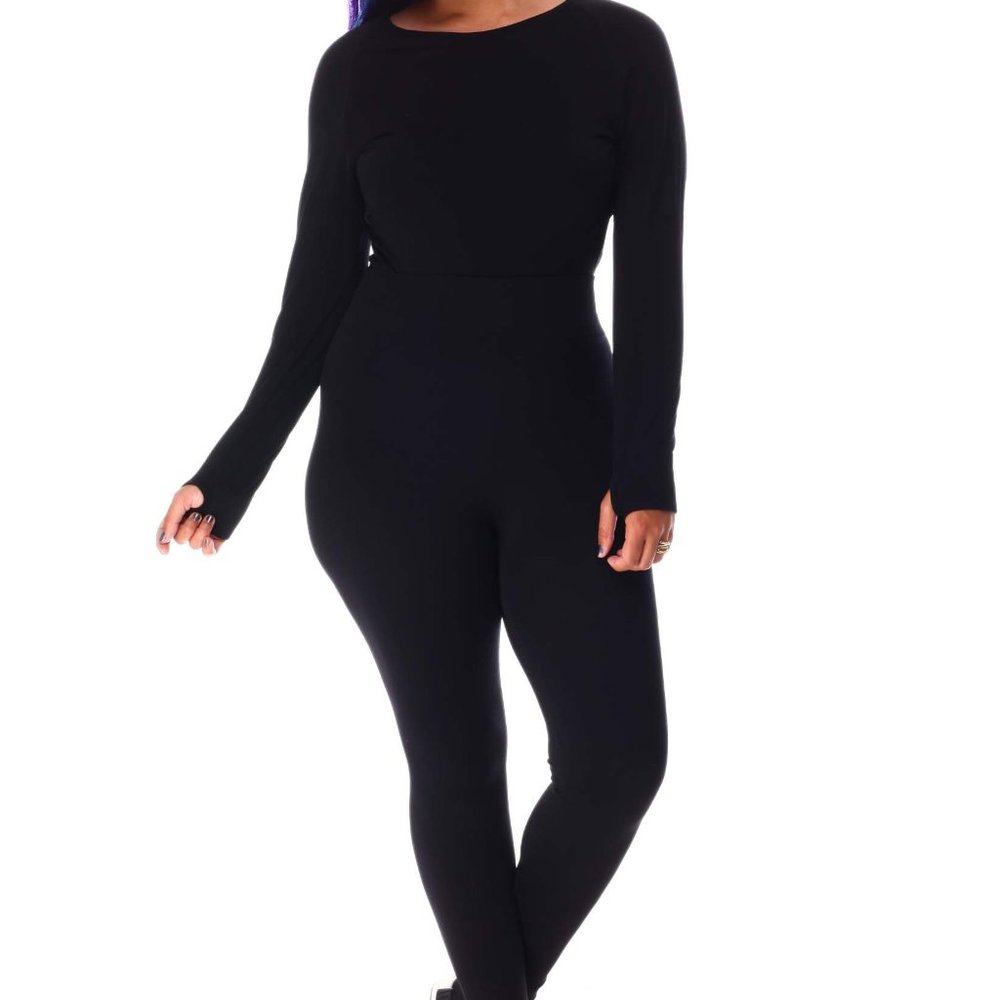 Long Sleeve Crop W/Thumb Hole And Legging (Plus)